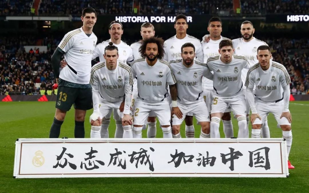 6场贡献9球1助攻，卡扎伊什维利当选中超9／10月最佳球员