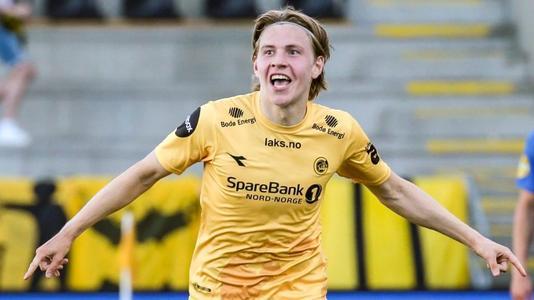 塞鸟、方昊、张玉宁连失良机，国安被河内公安绝杀小组出局