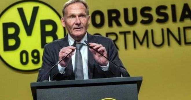 亚历山大三节12中10轻取33分，连续95场拿到20+