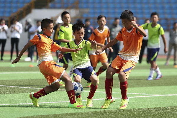 江苏足球发展重点城市对抗赛即将打响，李玮锋担任苏州队主帅