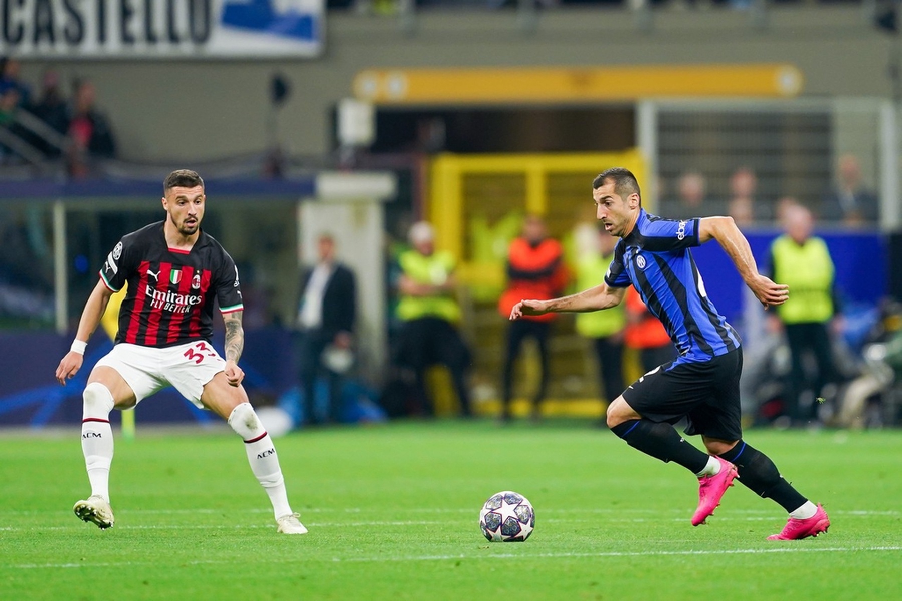 曼城斯特林关键进球锁定三分