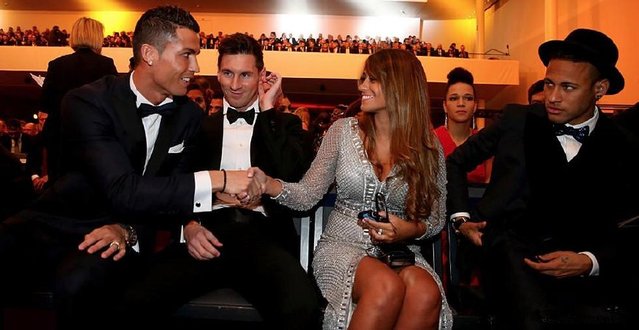 曼联希望对竞争对手进行双重打击阿莫林对红魔球星兴趣却无能为力